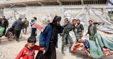 صور.. الجيش السورى يواصل تأمين خروج المدنيين من الغوطة الشرقية 