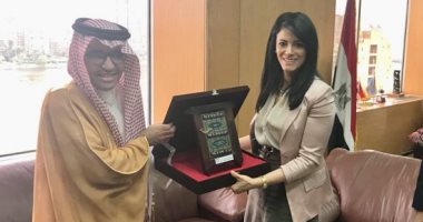 رانيا المشاط تستقبل رئيس منظمة السياحة العربية لبحث سبل التعاون المشترك