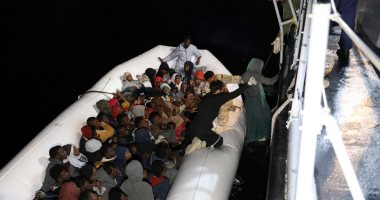 القضاء الإيطالى يحجز سفينة لمنظمة غير حكومية إسبانية تقوم بإنقاذ مهاجرين 