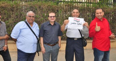 المصريون بالكويت: مشاركتنا فى انتخابات الرئاسة رسالة دعم لعملية سيناء 2018
