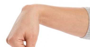 علاج الكيس الدهنى فى اليد عن طريق شفط الدهون
