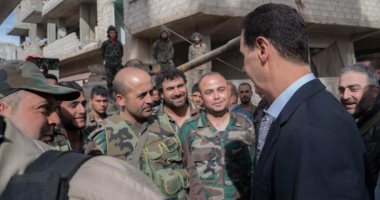 بعد القصف الثلاثى.. الرئاسة السورية تنشر فيديو للأسد لدى وصوله مقر عمله