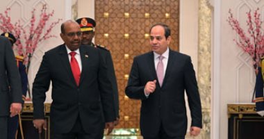 الرئيس السيسى ونظيره السودانى يشهدان حفل الأسرة المصرية