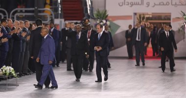 حساب الرئيس السيسي ينشر صورا من احتفالية الأسرة المصرية وفيديو حكاية وطن 