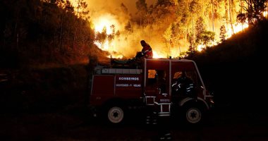 صور.. استراليا تحذر المواطنين من حرائق الغابات المستعرة بالبلاد