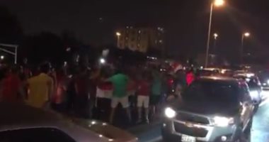 فيديو.. المصريون فى البحرين يحتفلون بختام التصويت فى العرس الديمقراطى