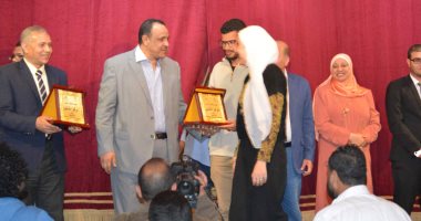 فريقا الثانوية بنات وجرافكس يحصدان المراكز الأولى فى مسابقة المنيا بشكل تانى