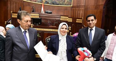 فيديو وصور.. البرلمان يكرم مديرة تحرير "اليوم السابع" والنائبتين جهاد إبراهيم وشادية خضير