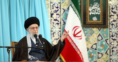 مستشار خامنئى: إيران "لن تبقى" فى الاتفاق النووى إذا انسحبت واشنطن منه