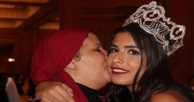 نادين أسامة ملكة جمال مصر السابقة تحتفل بعيد الأم على السوشيال ميديا 
