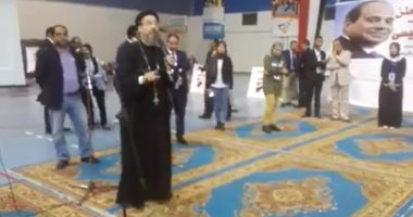 راعى كنيسة ببنى سويف: الله أعد السيسي منذ صغره لقيادة مصر (فيديو)