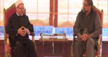 المفتى لرئيس وزراء باكستان: الإسلام الصحيح قادر على إسكات الأقلية المتطرفة