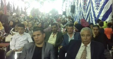 صور.. مؤتمر جماهيرى حاشد لتأييد الرئيس "السيسى" بشبرا الخيمة