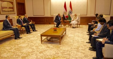 رئيس وزراء الهند لـ"سامح شكرى": السيسى قائد عظيم عبر بمصر إلى بر الأمان