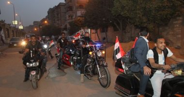 اتحاد عمال مصر بالجيزة ينظم مسيرة بالدراجات البخارية لدعم السيسى