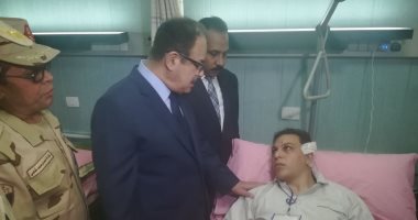 صور.. مصابو حادث الإسكندرية لوزير الداخلية: الإرهاب لن ينال من عزيمتنا