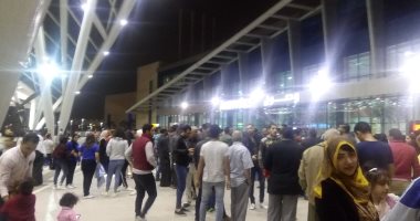 وصول أسر أبطال الأولمبياد الخاصة لاستقبالهم بمطار القاهرة