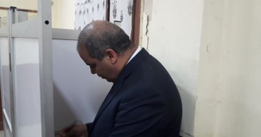 رئيس جامعة الأزهر يدلي بصوته في الانتخابات الرئاسية  ويؤكد  واجب وطنى نحو مسيرة البناء والتنمية