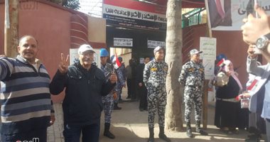 صور.. القوات المسلحة والشرطة والبحرية يؤمنون مقرات انتخابات الإسكندرية