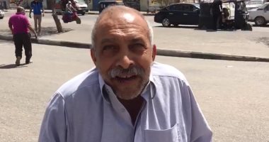 فيديو.. مسن بقدم واحدة يصر على التصويت بالانتخابات: بحب السيسي وتحيا مصر