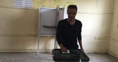طارق السيد يدلى بصوته فى الانتخابات ويوجه رسالة للمصريين: لبوا نداء الوطن