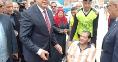 صور.. محافظ ومدير أمن مطروح يتفقدان سير العمل باللجان الانتخابية 