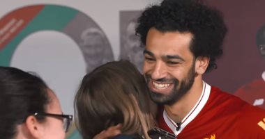 ليفربول ينشر فيديو لمحمد صلاح يفاجئ الأطفال ويرصد سعادتهم برؤيته