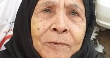 فيديو..الحاجة مصرية 86 عاما: نزلت أصوت للسيسي نور عينى وبدعيله ليل نهار