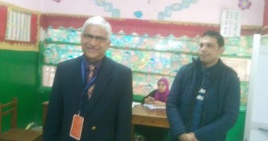 سفير نيبال فى القاهرة يتفقد لجان الانتخابات الرئاسية بالزمالك
