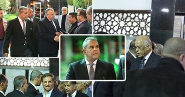 رئيس "مستقبل وطن" ووكيل البرلمان والنائب أحمد السجينى فى عزاء عم طاهر أبو زيد