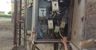 محول كهربائى يهدد حياة أهالى نجع أبو رمية بمحافظة سوهاج 