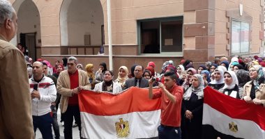 فيديو وصور.. احتفالية طلاب معهد الخدمة الاجتماعية ببورسعيد بفوز السيسى رئيسا لمصر