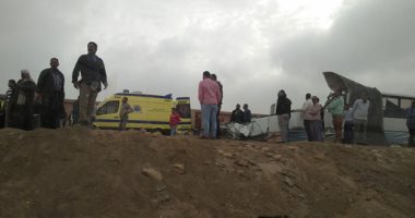 توقف حركة المرور بطريق الشيخ زايد بسبب حادث تصادم وإصابة 4 أشخاص