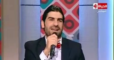 فيديو.. منشد سورى يخصص أغنية للقوات المسلحة والشعب المصرى