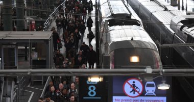 صور.. عودة حركة القطارات فى فرنسا بعد توقفها بسبب الإضراب ضد إصلاحات ماكرون