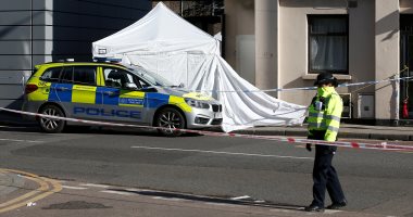 سيارة تصدم مارة فى لندن وتصيب 7 أشخاص.. والشرطة تستبعد العمل الإرهابى