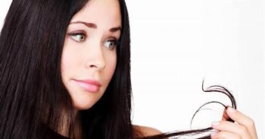 وصفات طبيعية لتنظيف فروة الرأس وترطيب الشعر