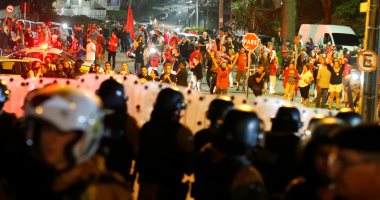 صور.. مؤيدو الرئيس البرازيلى الأسبق يشتبكون مع الشرطة.. ومعارضوه يحتفلون