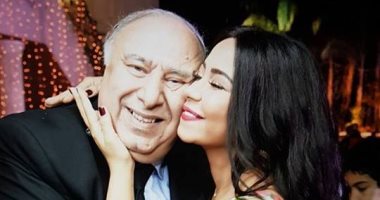 والد حسام حبيب يرد على تصريحات شيرين: من الحماقة أن تهوى امرأة يعشقها الملايين - اليوم السابع
