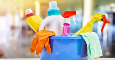 منتجات التنظيف المنزلية قد تصيب الأطفال بالسمنة.. اعرف السبب
