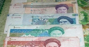 إيران تستعد لموجة جديد من ارتفاع الأسعار بعد العقوبات وتهاوى قيمة العملة