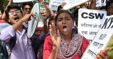 صور.. احتجاجات فى الهند ضد جرائم اغتصاب الأطفال