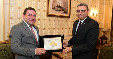 الأمين العام لمجلس النواب يستقبل سفير أذربيجان ويبحثان علاقات البلدين - صور