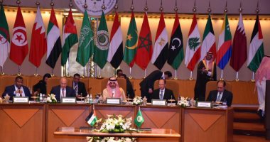 توافد قادة الدول العربية على السعودية للمشاركة قى قمة الظهران غدا