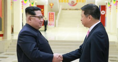 صور.. زعيم كوريا الشمالية يلتقى مسئول بالحزب الشيوعى الصينى فى بيونج يانج