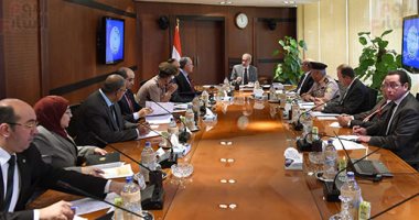 رئيس الوزراء يعقد اجتماعين لمتابعة مشروع 1.5 مليون فدان ومدينة دمياط للأثاث - صور