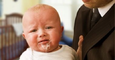 اسباب الترجيع عند الاطفال تشمل التسمم الغذائى والتهاب المعدة