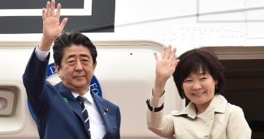 رئيس الوزراء اليابانى قد يؤجل زيارته لموسكو بمناسبة احتفالات النصر 