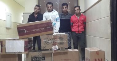 القبض على عصابة استولت على  8000 علبة سجائر قبل بيعها فى القاهرة