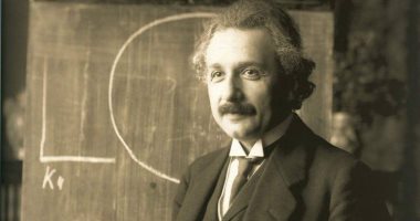 نوبل تحتفى بذكرى آينشتاين الـ63 بـ"كلمات حكيمة من رجل حكيم"